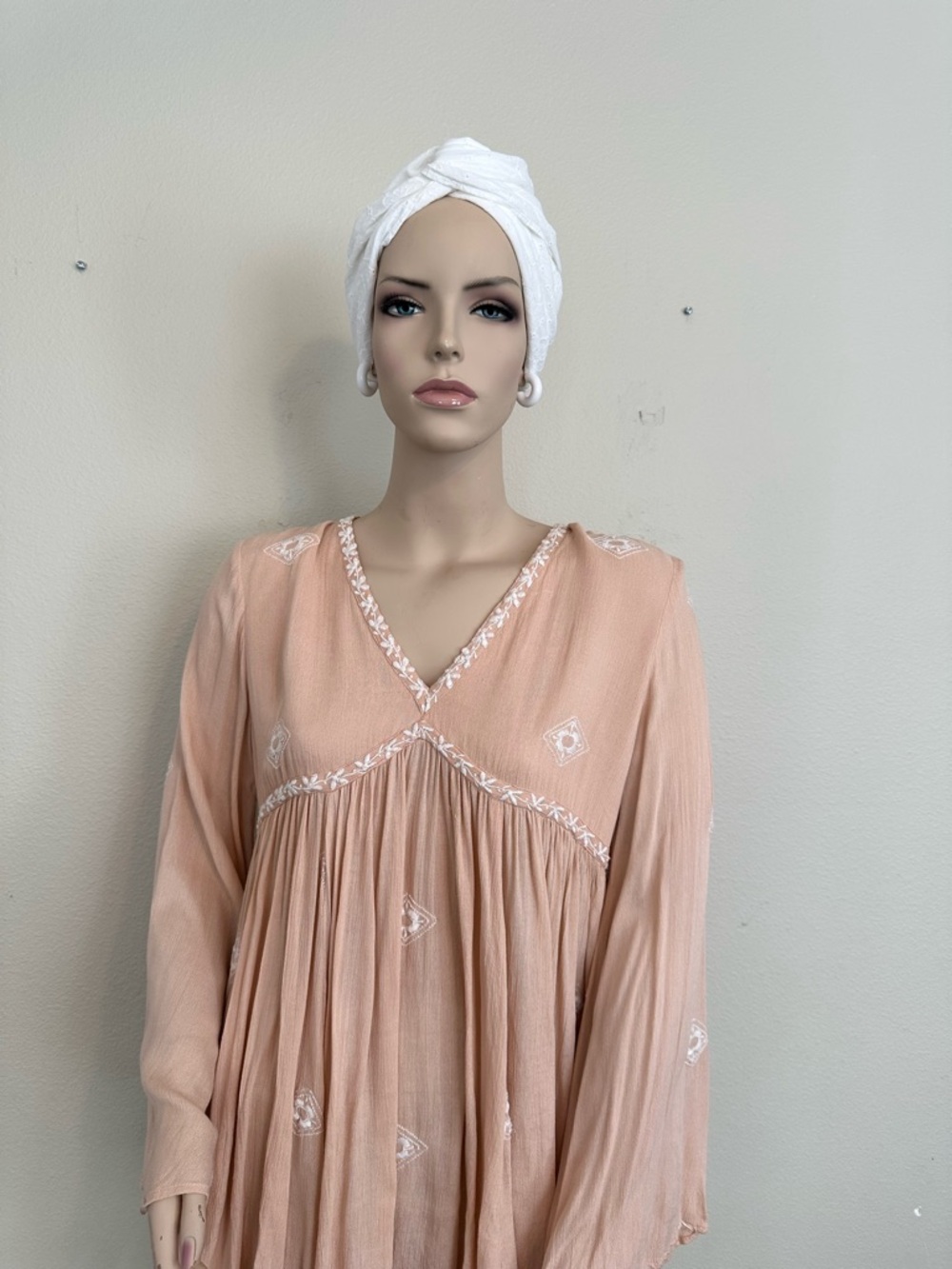 Anthropologie x RD & Koko Floral Embroidered Boho Peasant Blouse Tunic Raw